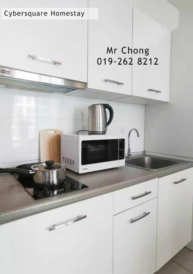 Cybersqaure Studio Suites With Netfilx @10 Min Walking Distance To Mcd Cyberjaya Exterior foto